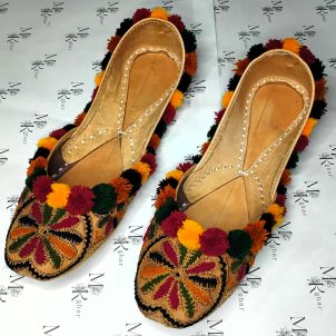 Multithread Floral Khussa